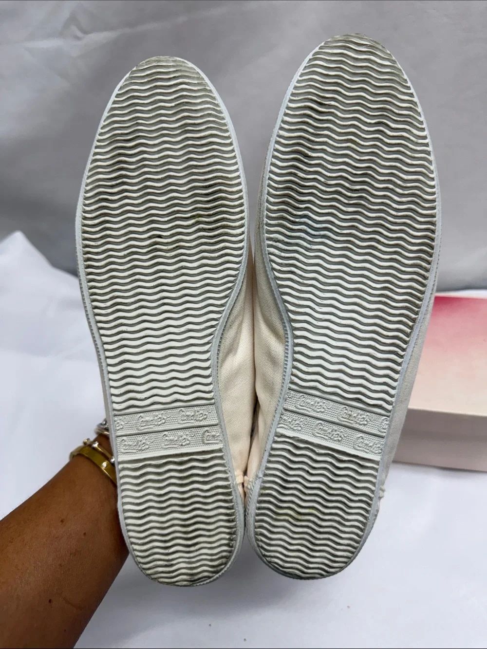 Candie's Women's Low-Top Canvas Sneakers in Off-White - Picture 6 of 6